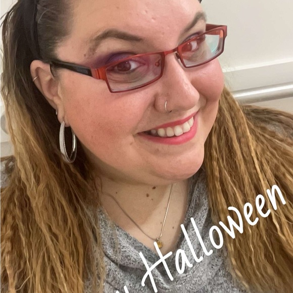 Meet your Posher, Kristin - Picture 3 of 4